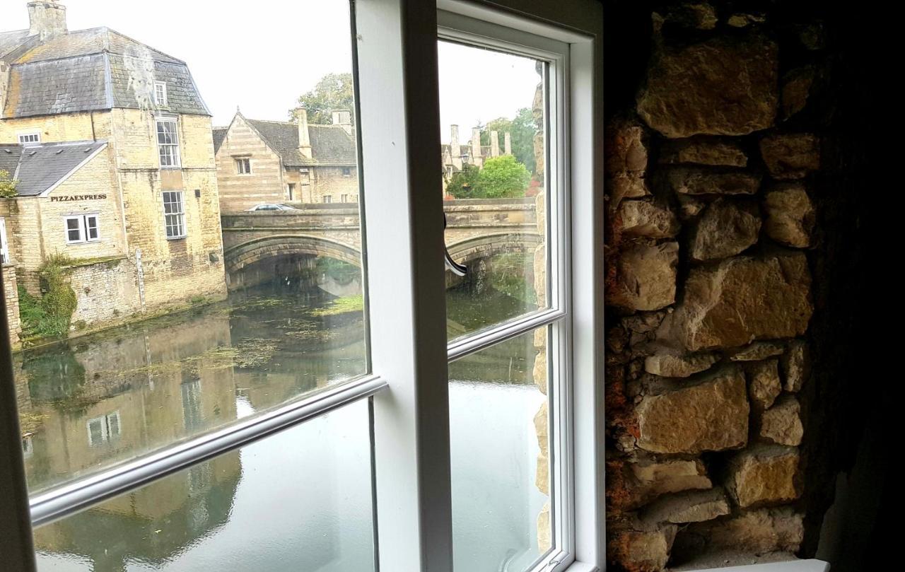 Riverside Stamford Stays Eksteriør bilde