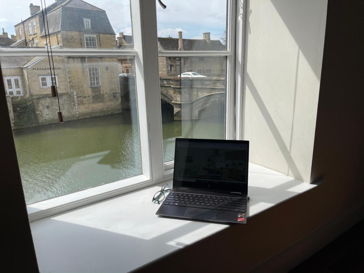 Riverside Stamford Stays Eksteriør bilde