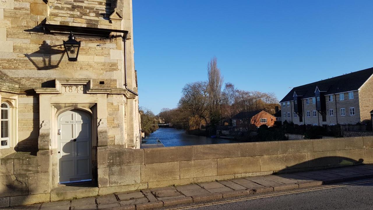 Riverside Stamford Stays Eksteriør bilde